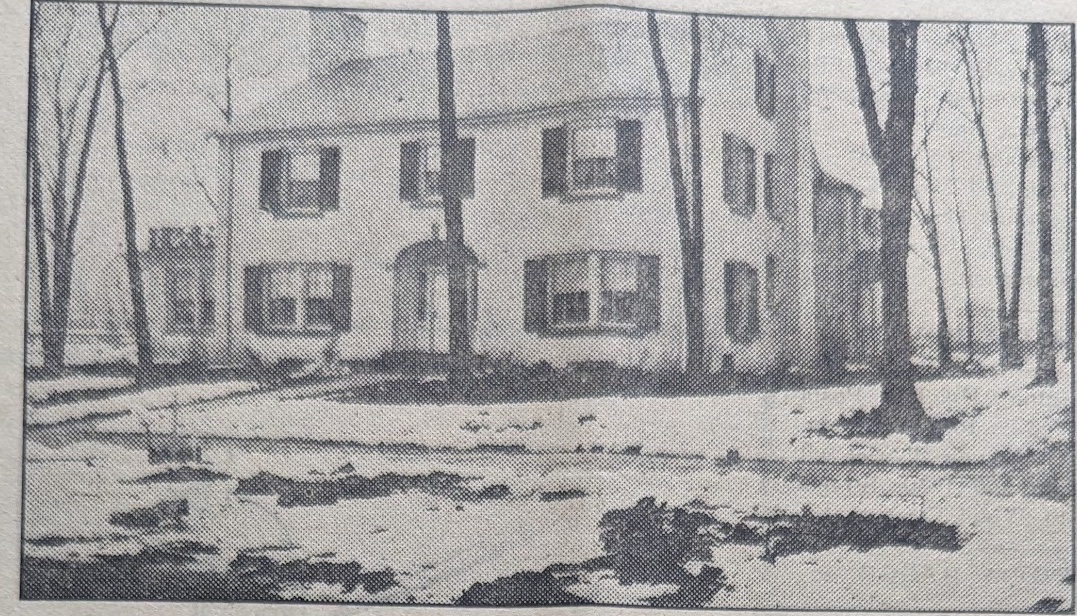 House: 10020 S Winchester Ave, Chicago, IL