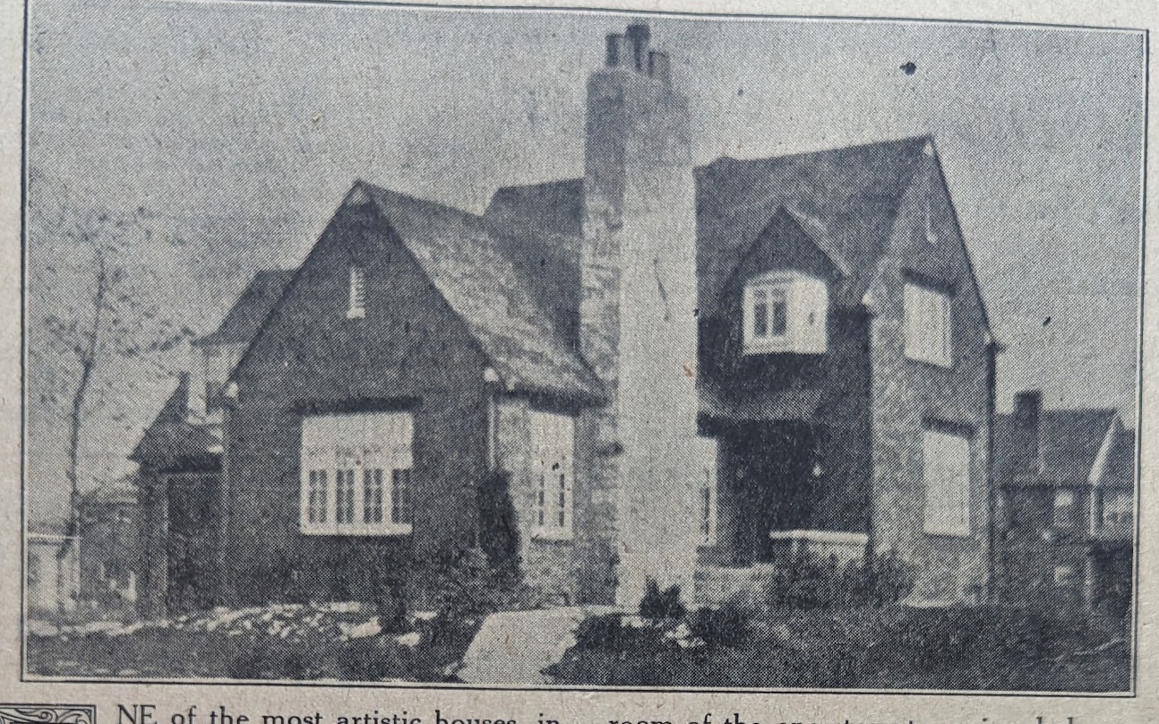 House: 10045 S Seeley Ave, Chicago, IL