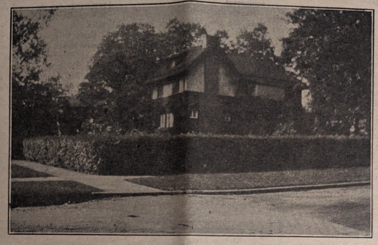 House: 10206 S Seeley Ave, Chicago, IL