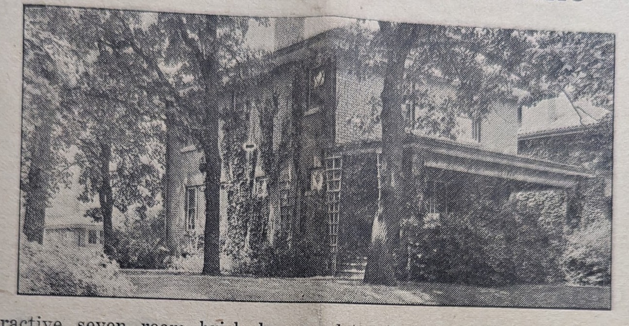 House: 10420 S Seeley Ave, Chicago, IL