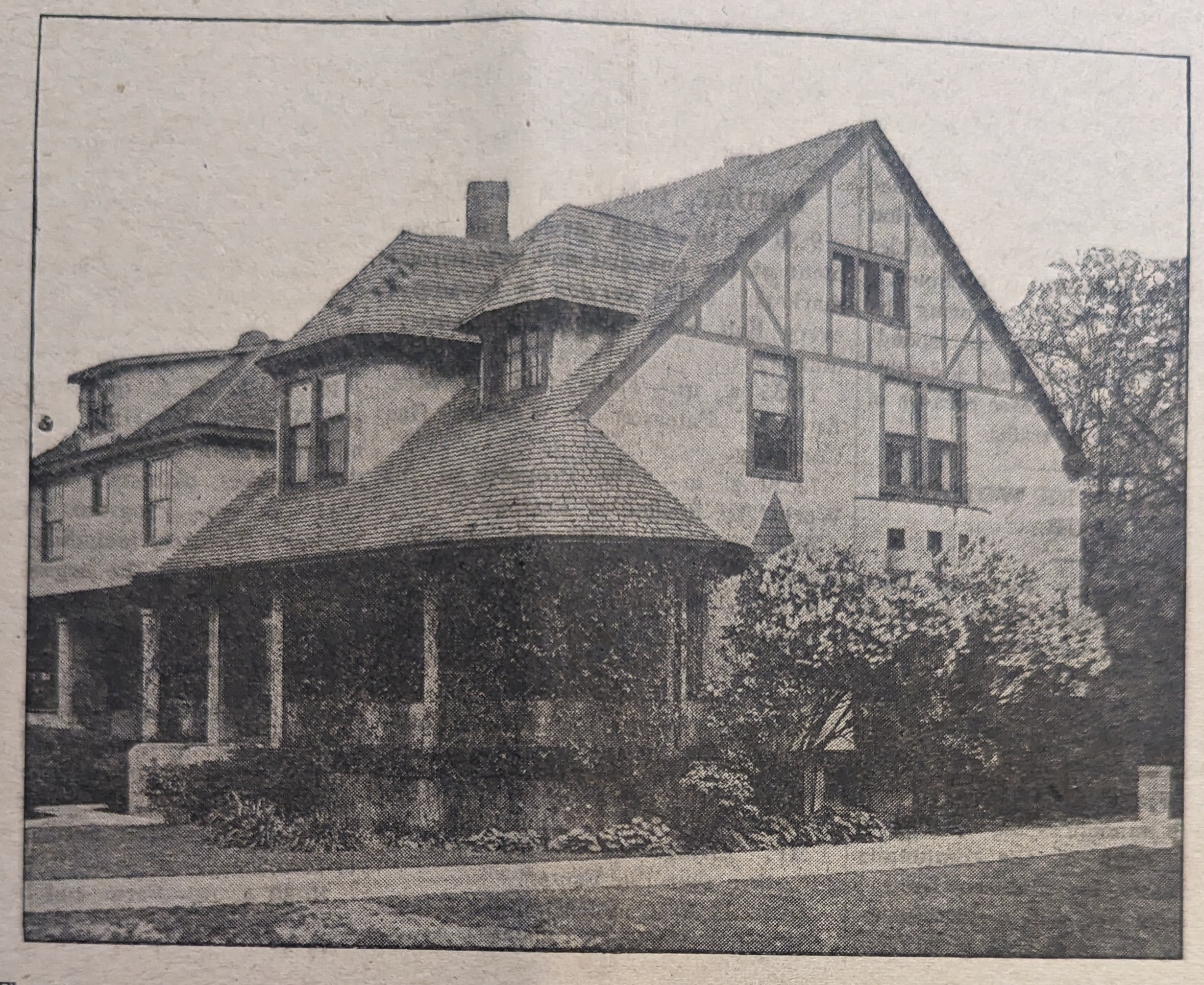 House: 10835 S Hoyne Ave, Chicago, IL