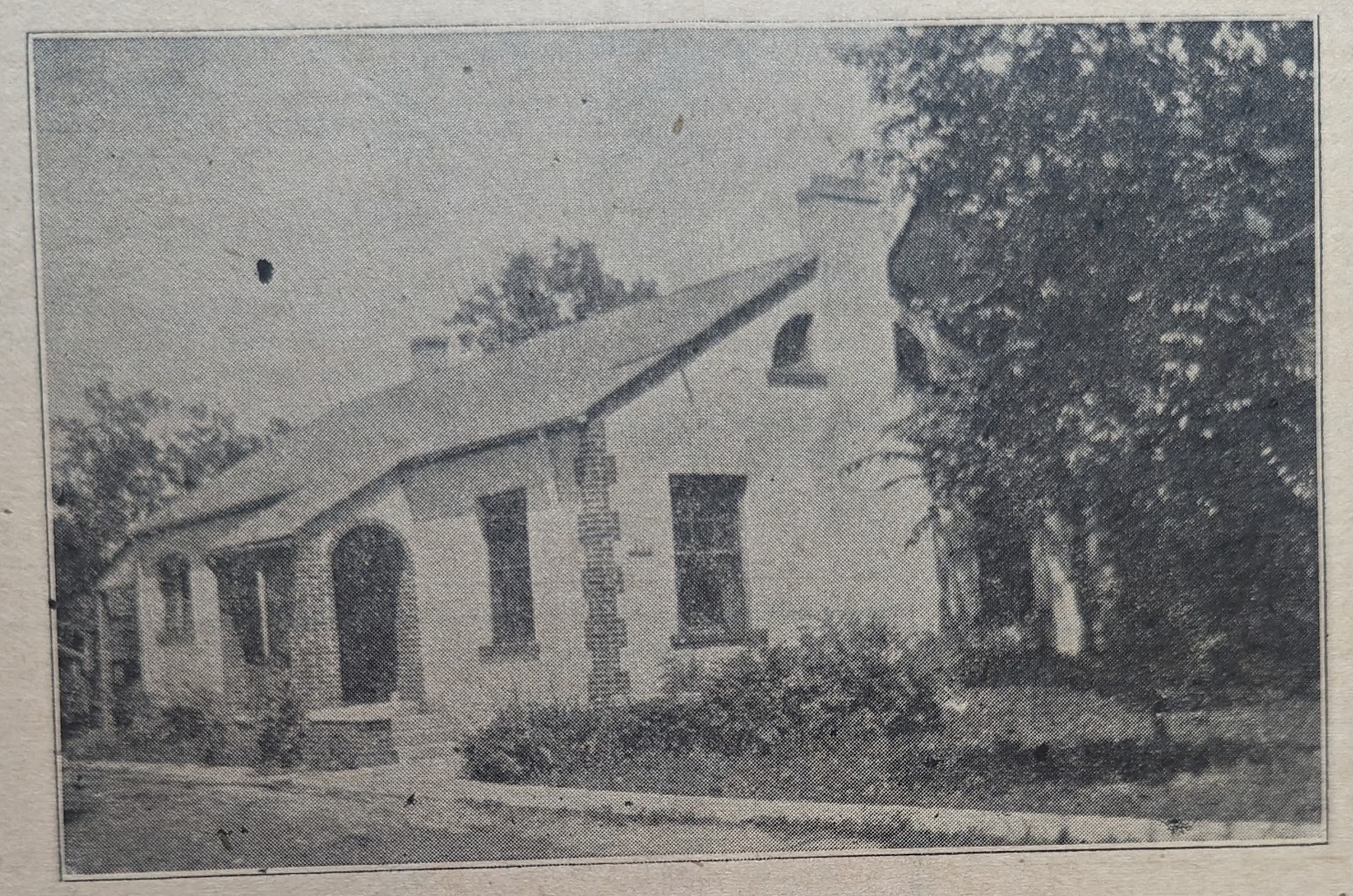 House: 1656 W 102nd St, Chicago, IL