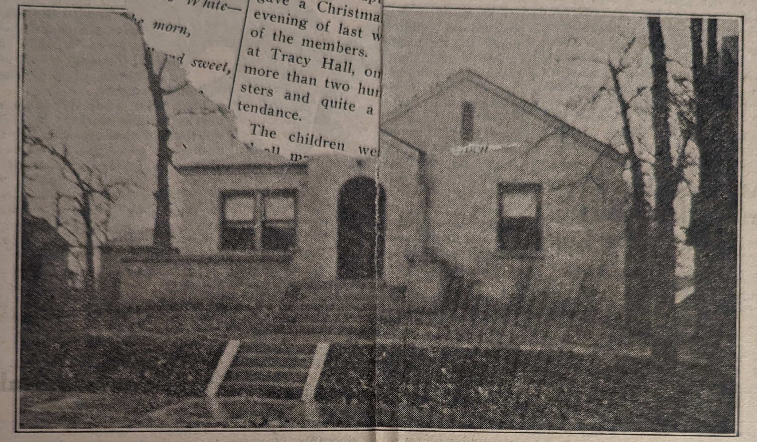 House: 1735 W 100th St, Chicago, IL