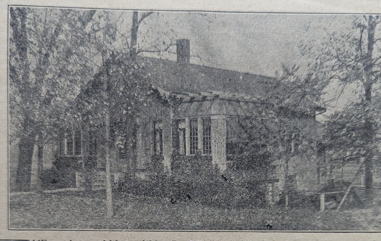 House: 9129 S Longwood Dr, Chicago, IL