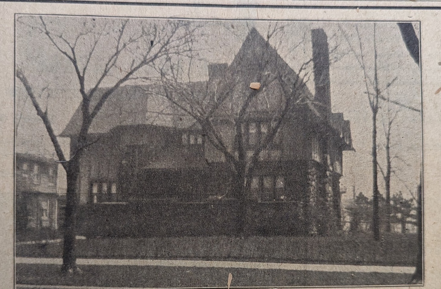 House: 9167 S Pleasant Ave, Chicago, IL