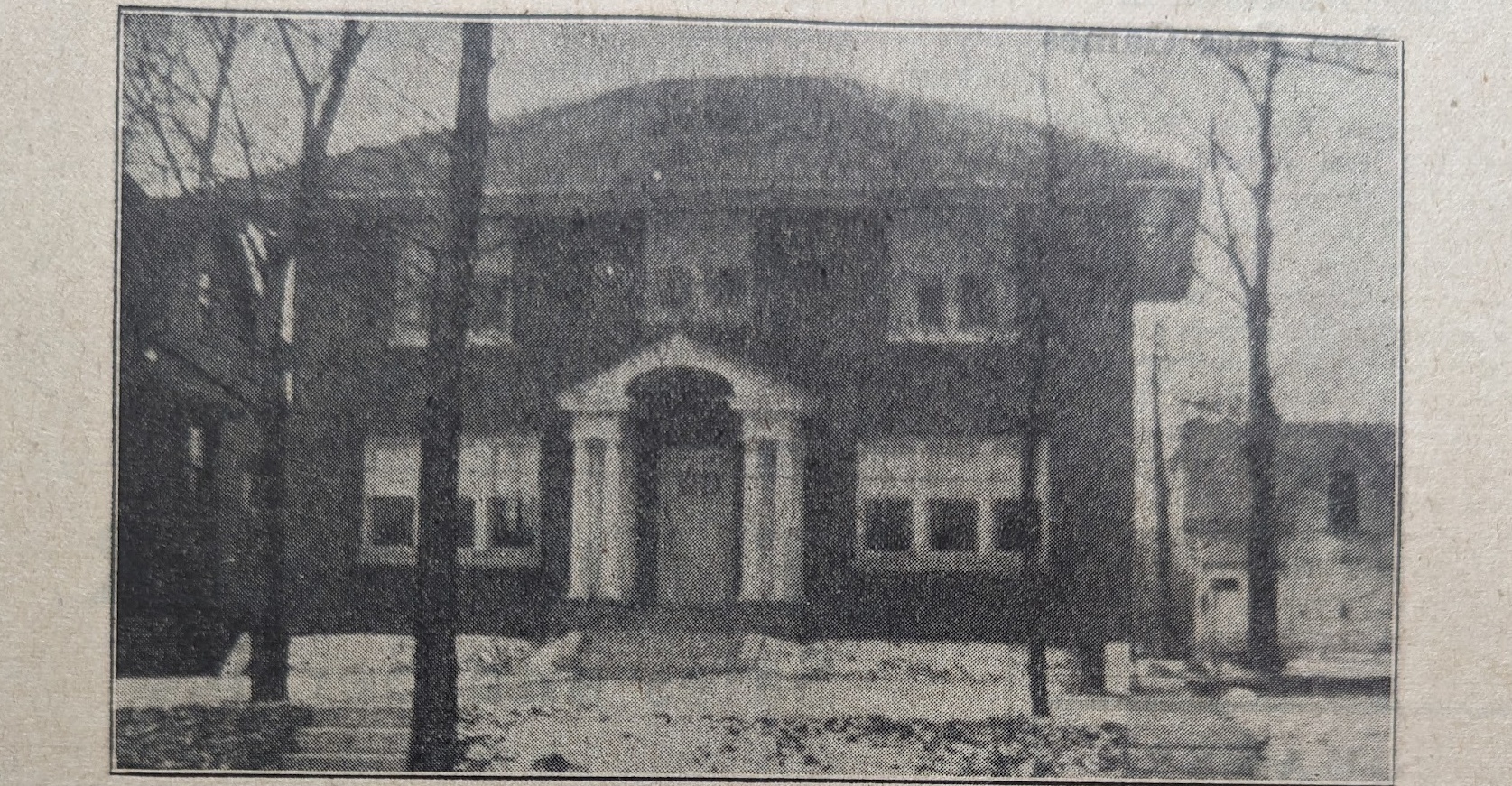 House: 9620 S Longwood Dr, Chicago, IL