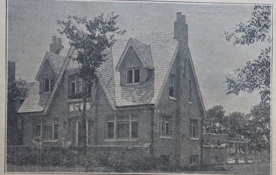 House: 9810 S Hoyne Ave, Chicago, IL