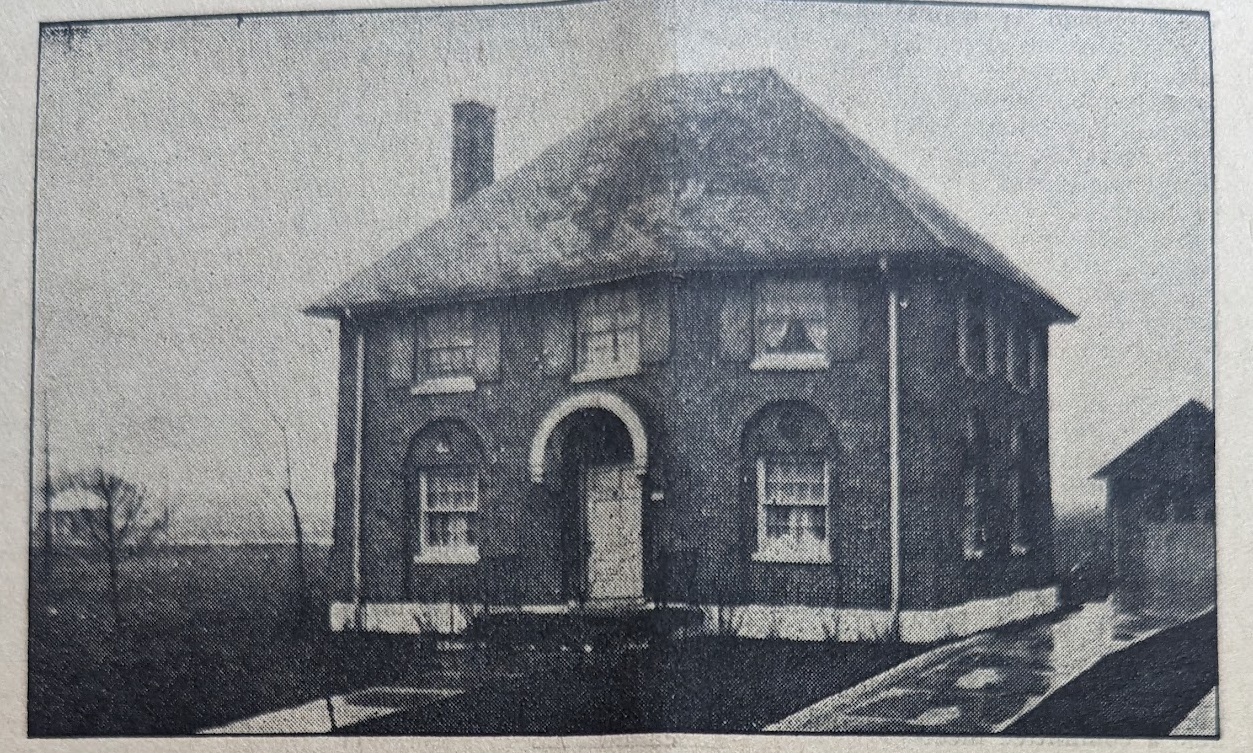 House: 9944 S Damen Ave, Chicago, IL